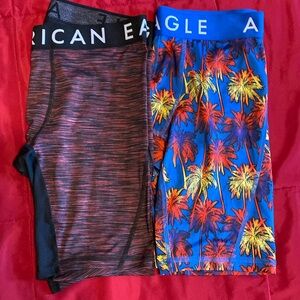 2 pairs men’s AE boxer briefs